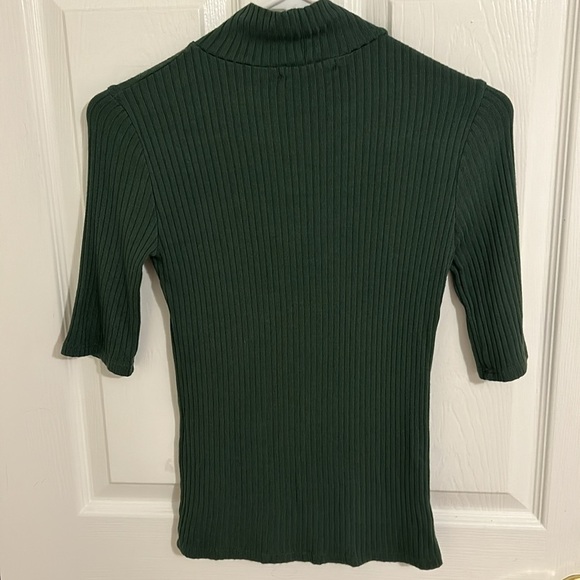 Reformation Ribbed Knit Leia Mock Turtleneck Top in Sage Gren New Size Small - Picture 7 of 11